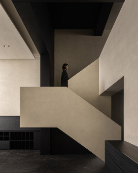 静寂之居:大隐于市的疗愈栖居丨中国吉林丨UnderRoof Shanghai