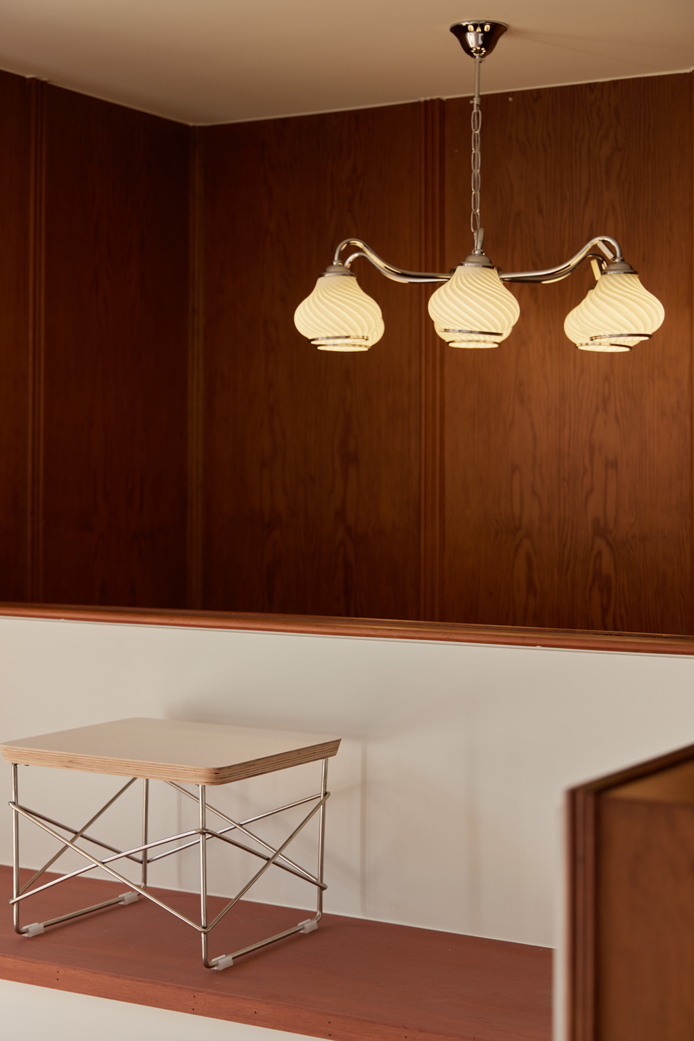 现代简约白调住宅，打造温馨舒适生活空间-26