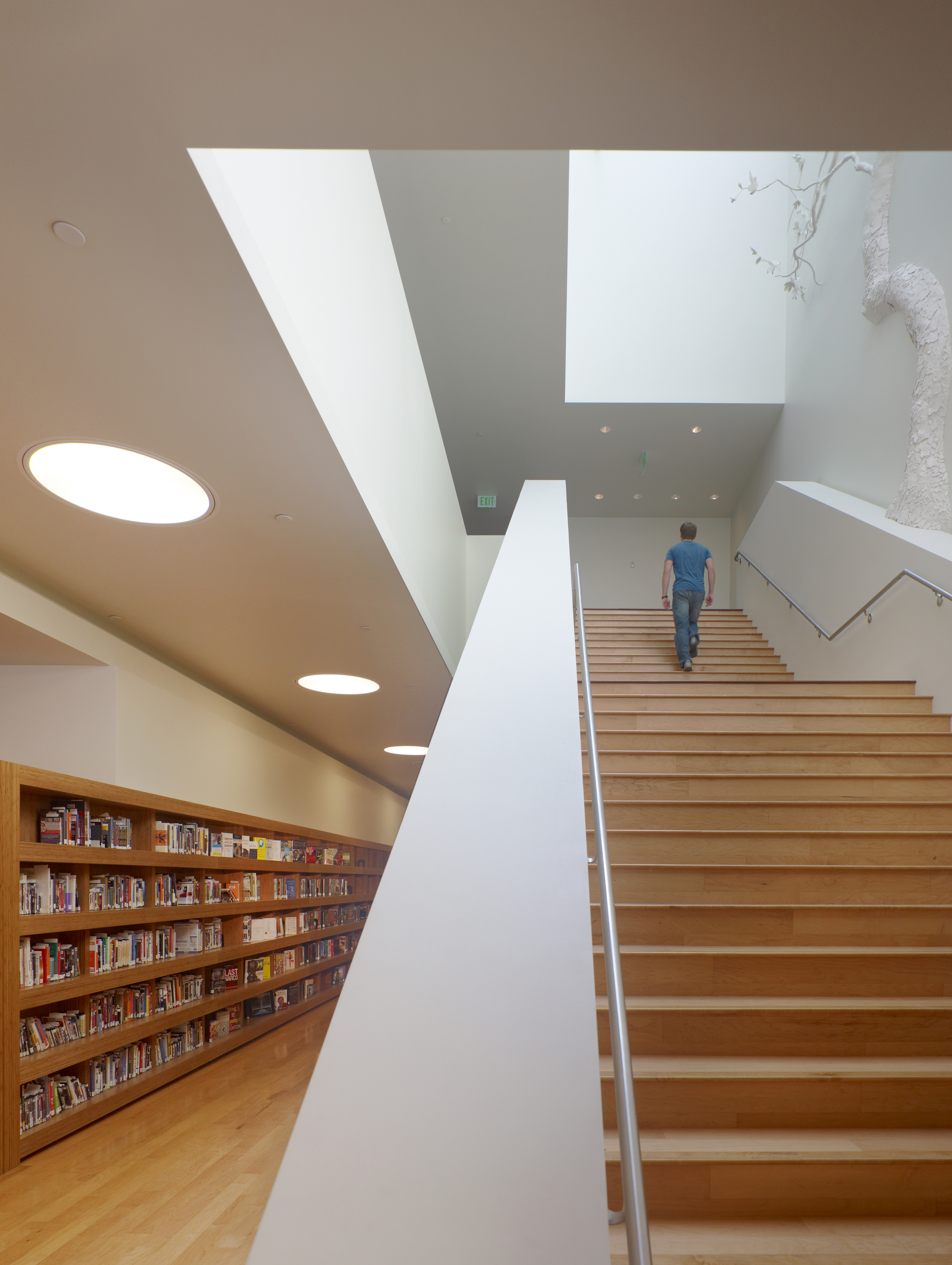 West Hollywood 图书馆-10