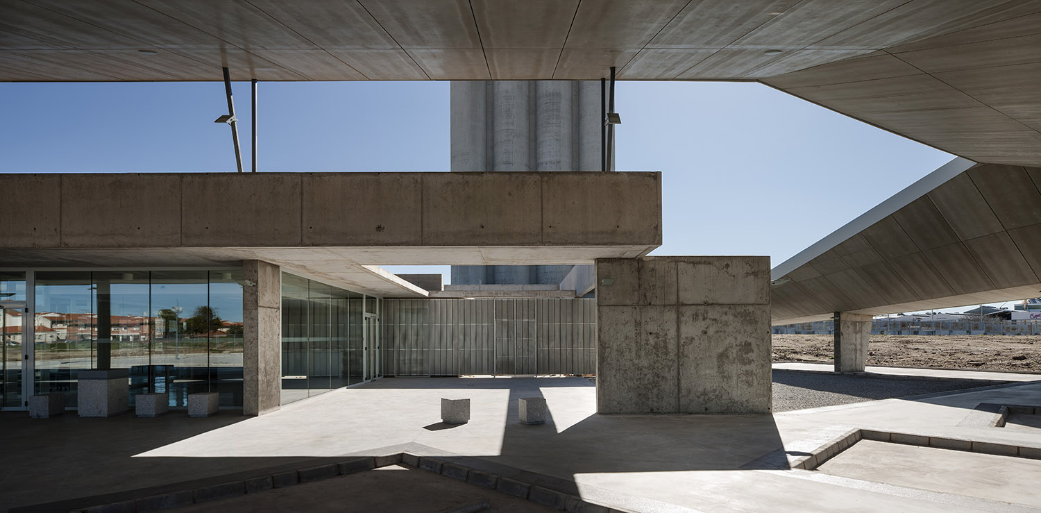 Trujillo公共汽车站，西班牙 / ISMO arquitectura-17