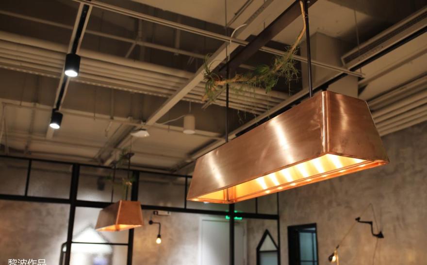 初夏花园 | 极简工业风餐厅设计-40