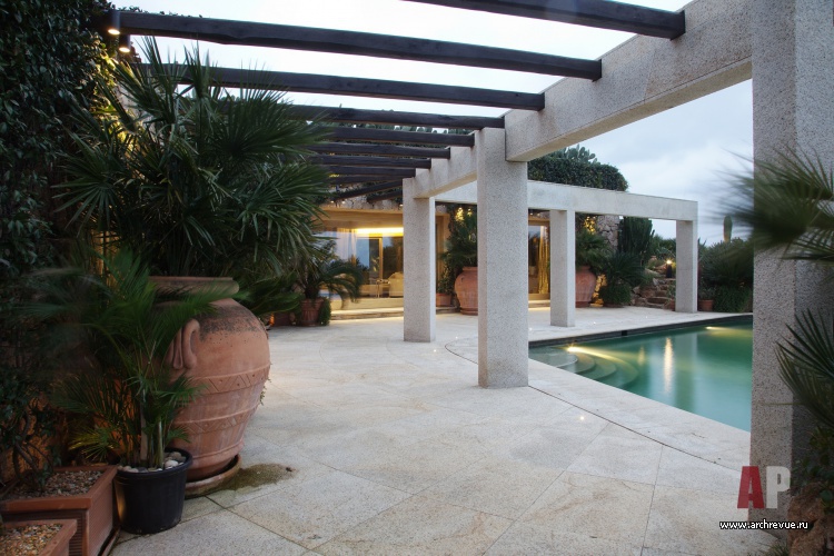 撒丁岛带露天泳池的别墅项目丨意大利丨“弗雷曼画廊”建筑事务所-47