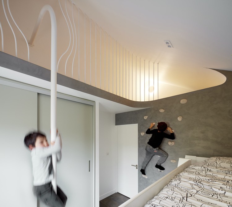 伦敦“情景之家” · 建筑师自宅翻新,打造亲子共享空间-36