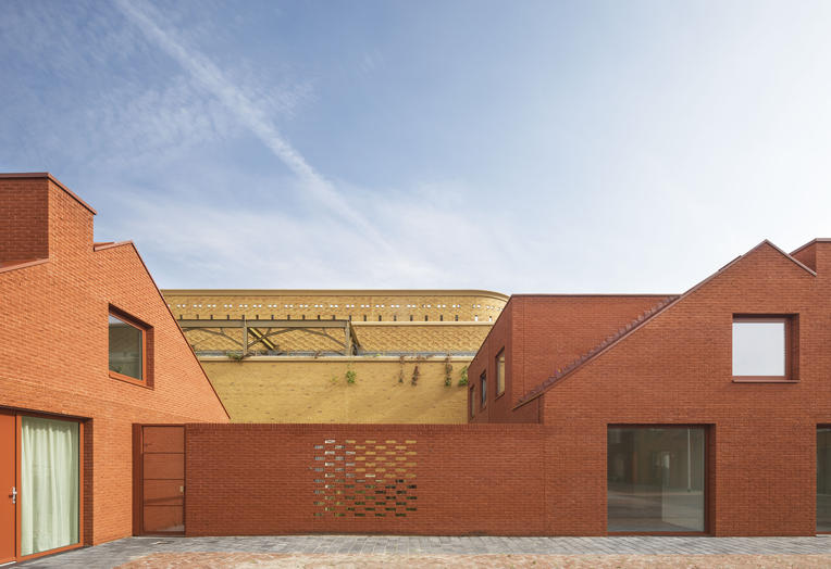 兹沃勒卡特沃尔德广场停车场丨荷兰兹沃勒丨L. van der Pol等团队-33