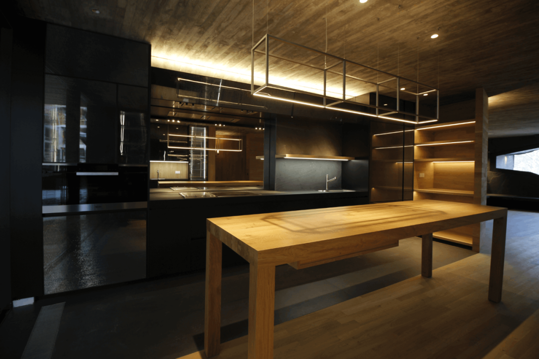 让·努维尔新作|岩石与森林之诗，22000块石材拼贴的豪宅-68