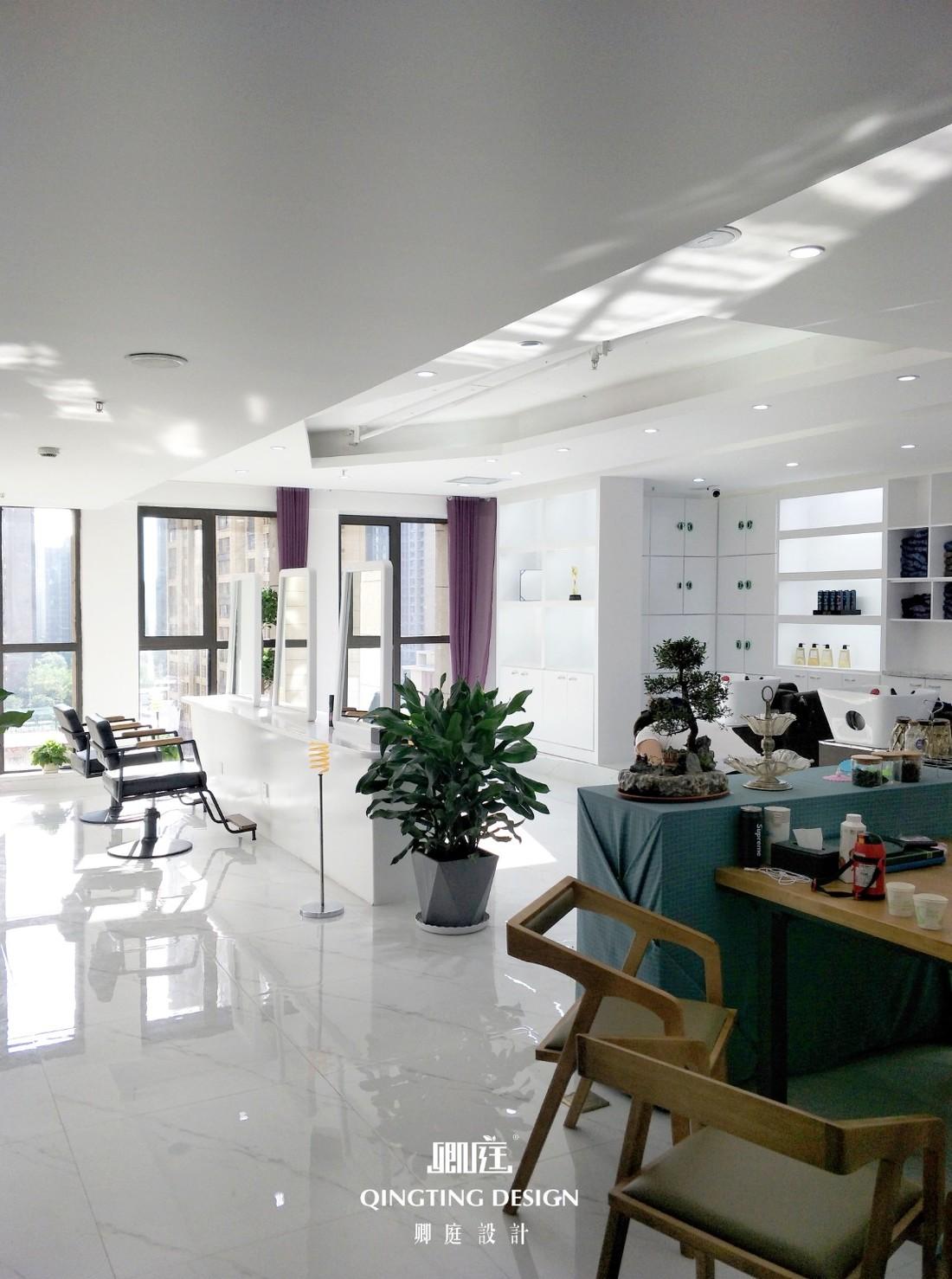 
极简，留白，既美。 -9