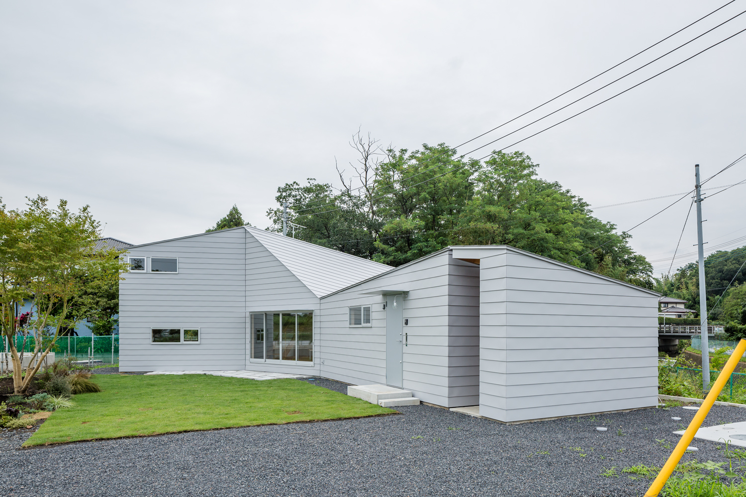 融合自然的日本 Aonashi 住宅-13