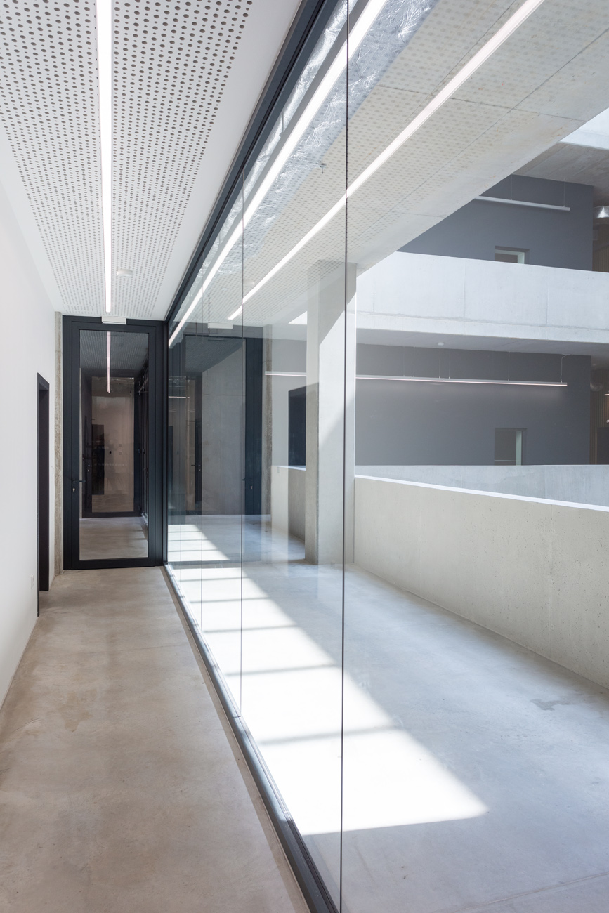 奥斯特拉瓦大学艺术学院建筑设计丨捷克丨Kamil Mrva Architects,s.r.o.-36