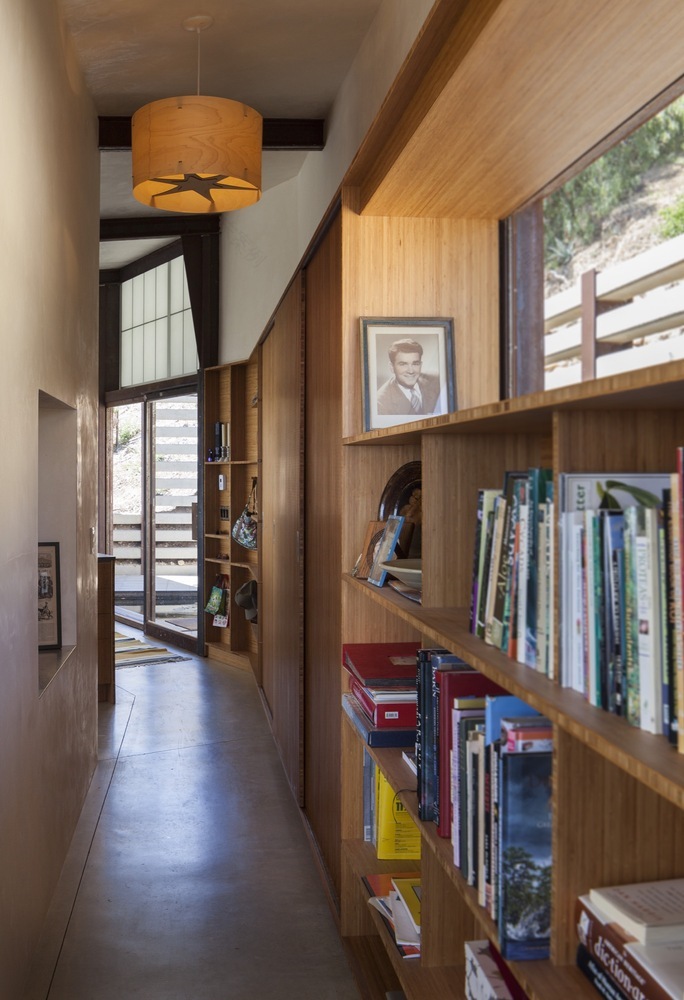 美国圣巴巴拉穿墙住宅-21