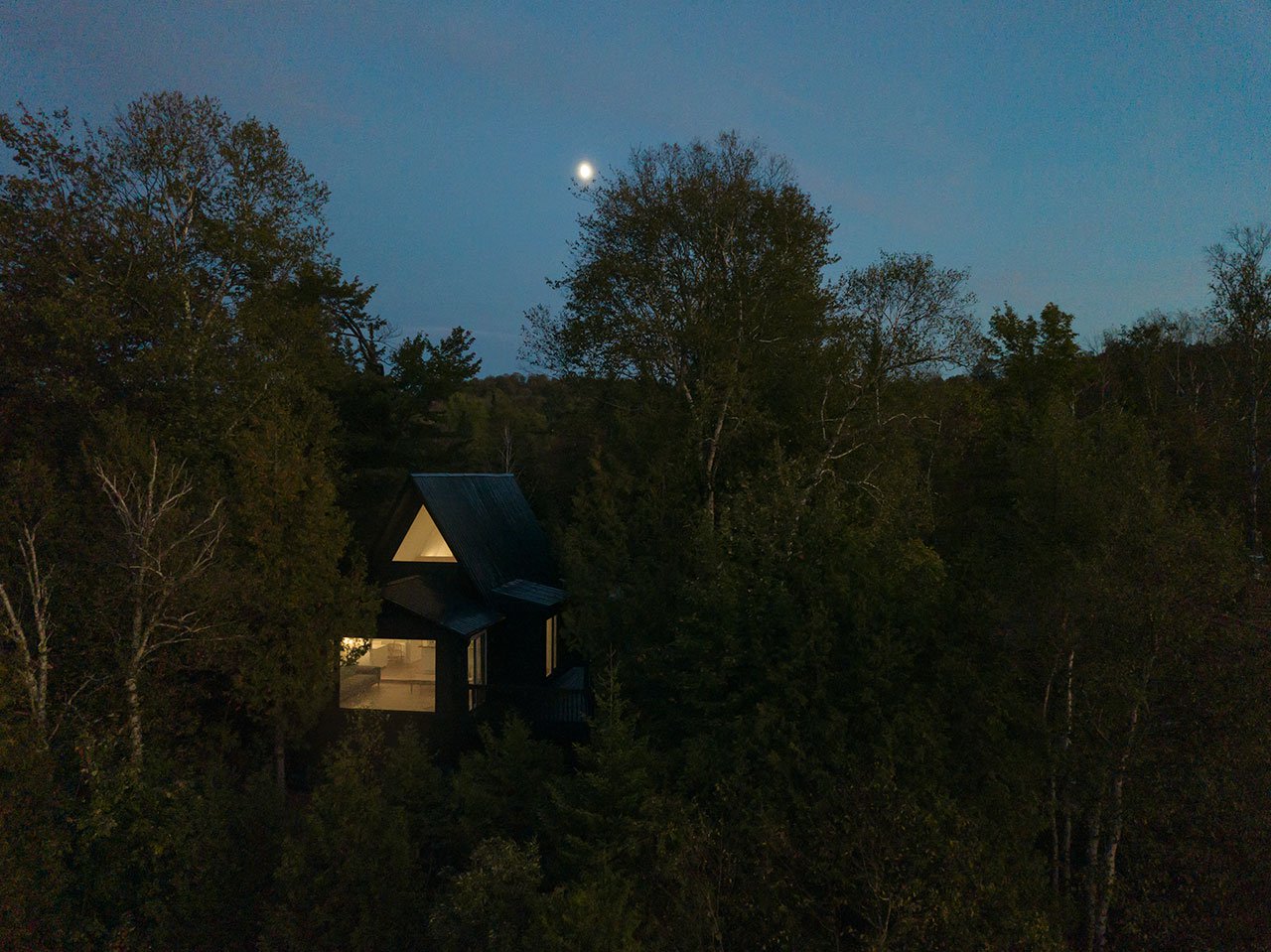 An A-Frame Storybook Hideaway in Canada’s Laurentian Mountains-54