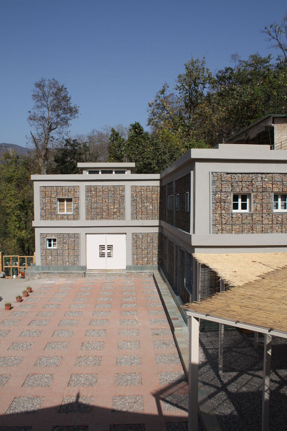 河畔石韵 · RLDA 的创新度假胜地设计-6