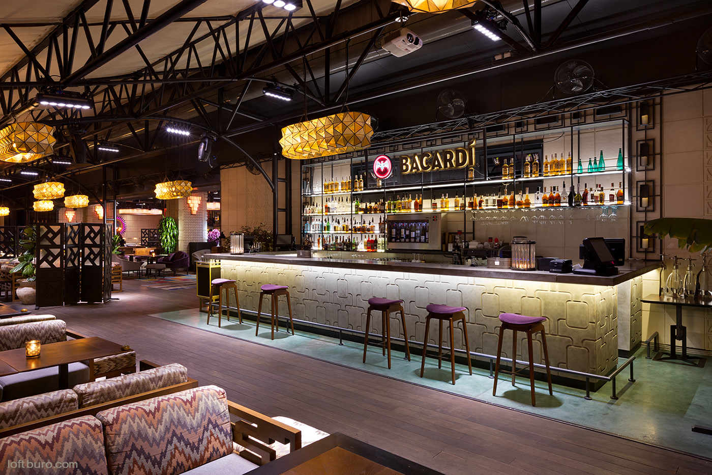 社交媒体平台展示-11