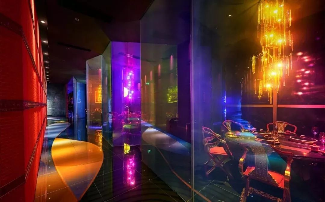 新国潮餐饮设计风靡上海,传统元素演绎现代美学-344