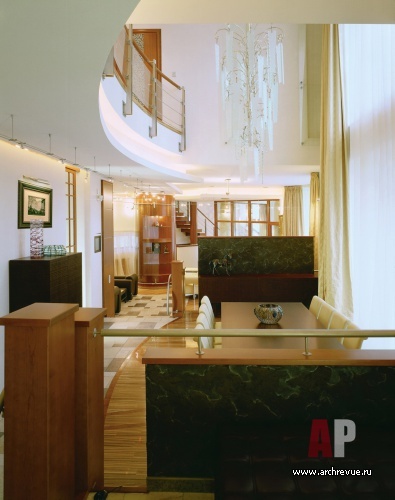 带拱形 facade 和露台的房子室内设计丨Величкин Дмитрий,Голованов Николай-30