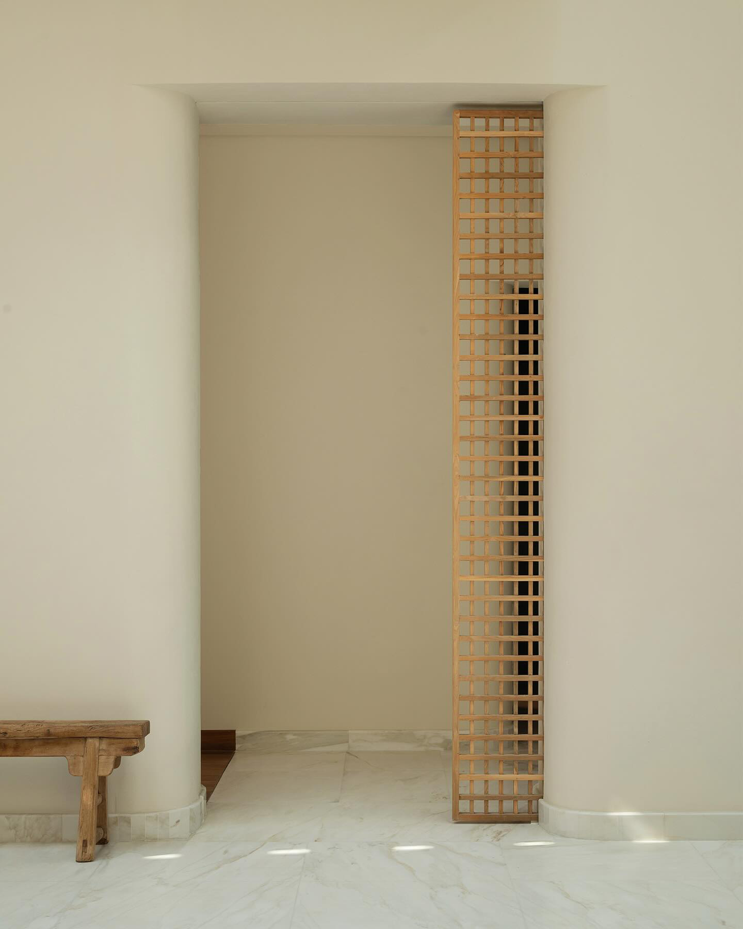 自然中的静谧沉思-38