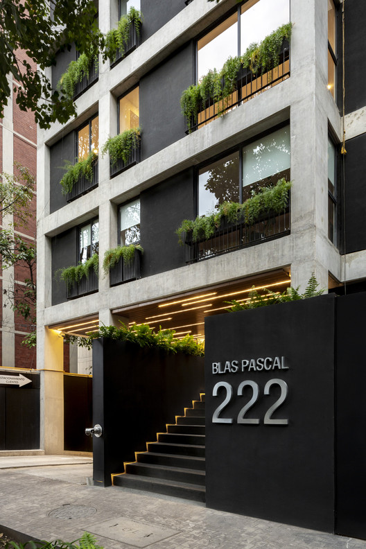 墨西哥城 BP 塔 · 开放,绿色,共享的生活空间-27