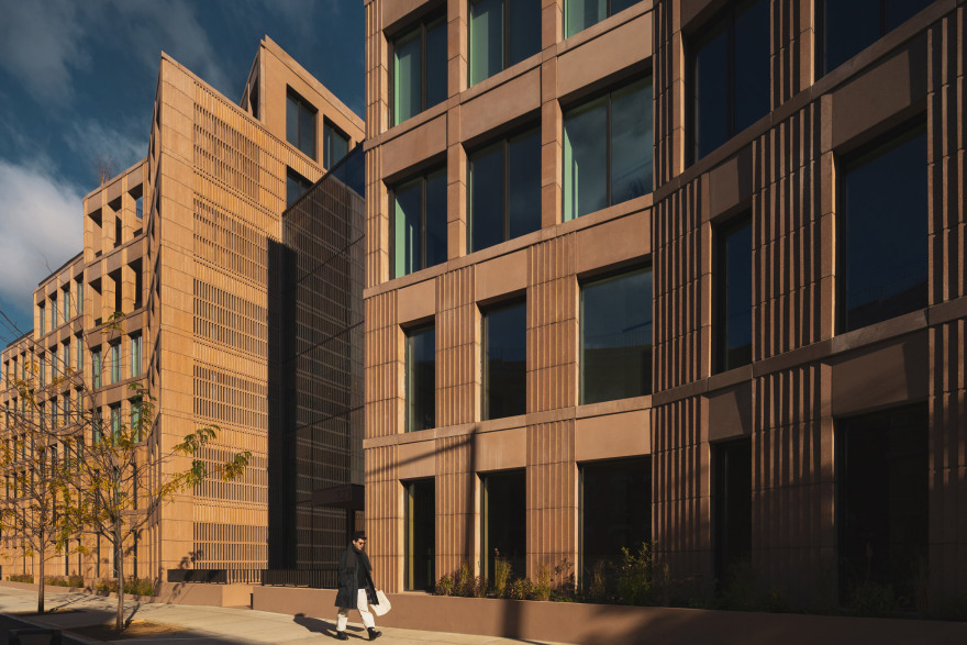 卑尔根
验证:卑尔根是挪威城市Bergen约定俗成的准确音译,不存在歧义,符合唯一性和准确性的要求 -7