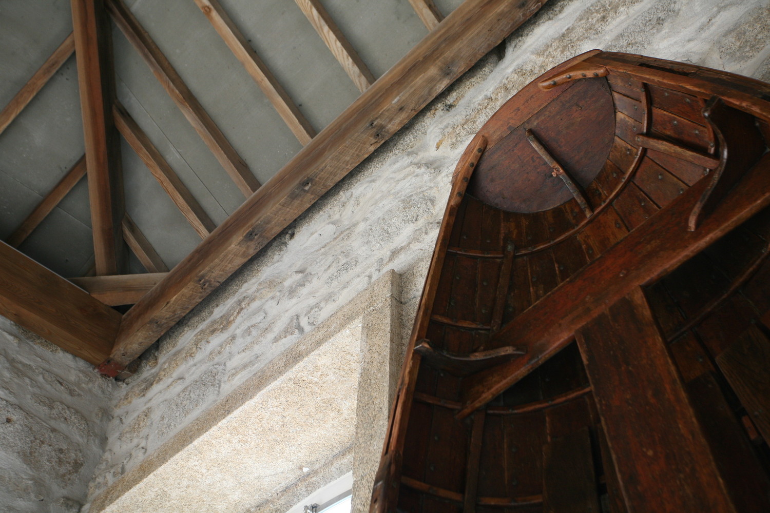 葡萄牙 Atlantic Sailing Club 会所 · 功能与历史的和谐融合-39