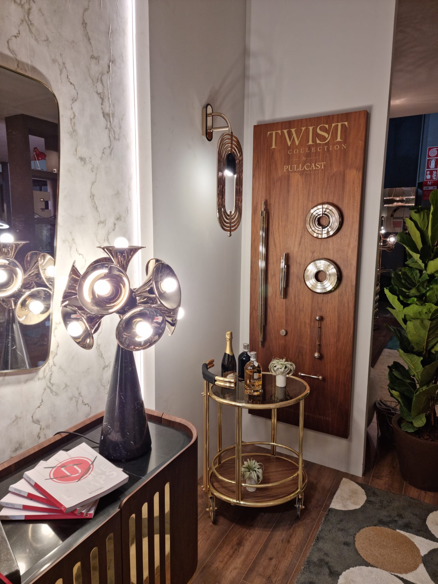 DelightFULL在2022米兰国际家具展展位展示丨意大利米兰-13