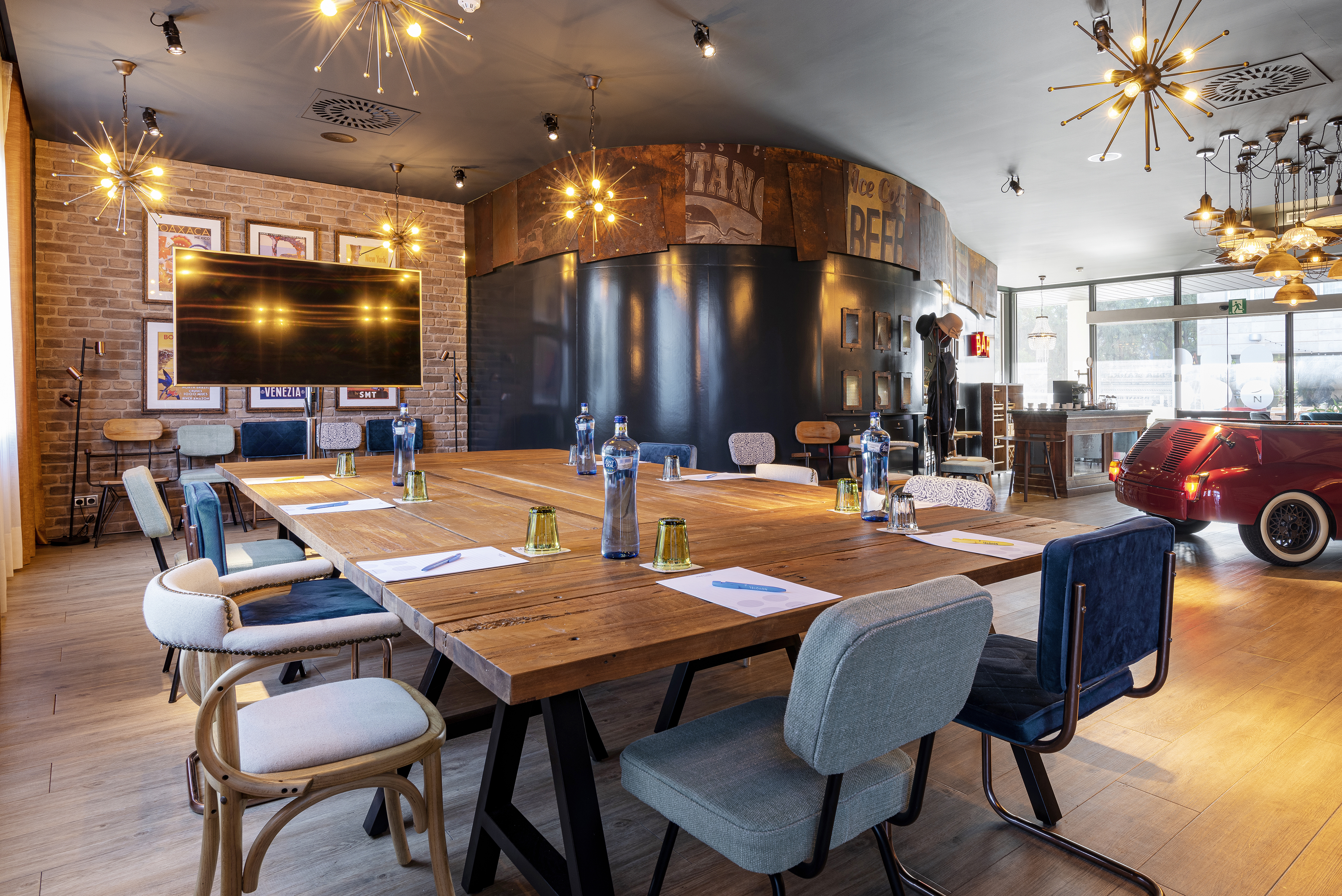 Bar "Clandestino" de Novotel Cornellá-2