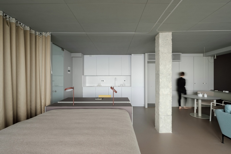 海景画框——西班牙 Torremuelle 公寓设计-11