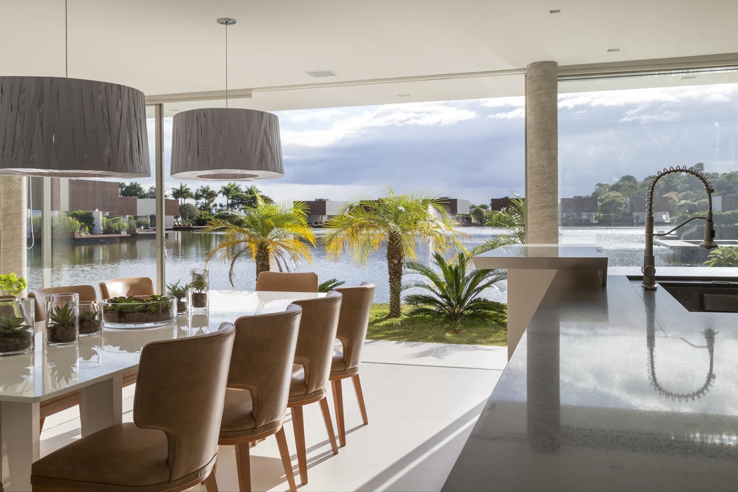 巴西 LORE 建筑事务所的绿色环保周末住宅设计-11