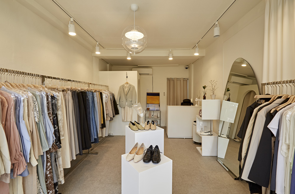 极简 7 坪衣橱空间，打造宜居生活美学-3