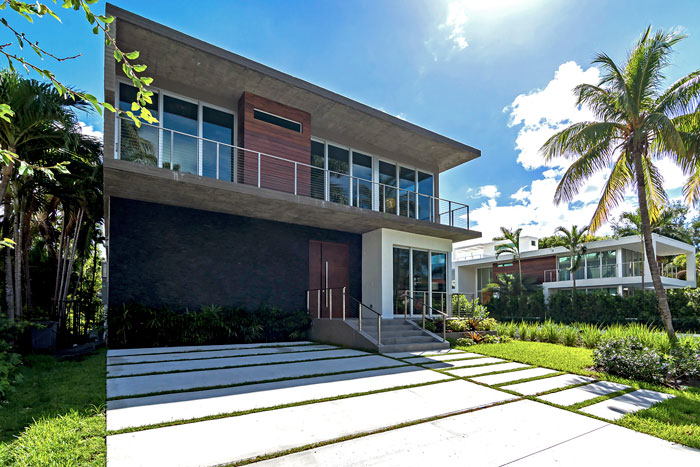 迈阿密棕榈岛上的私人住宅 | 自然光与水景的完美融合-18