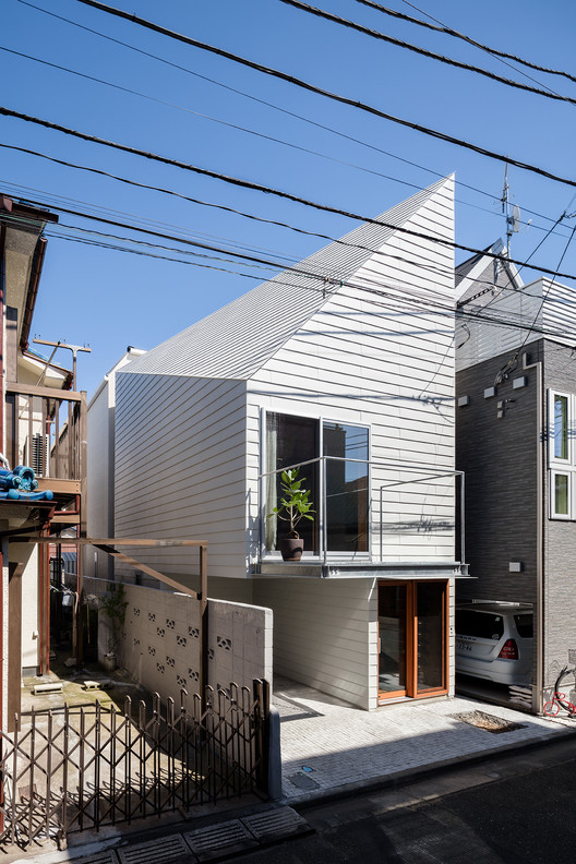 灵活宜居的日本小户型住宅-34