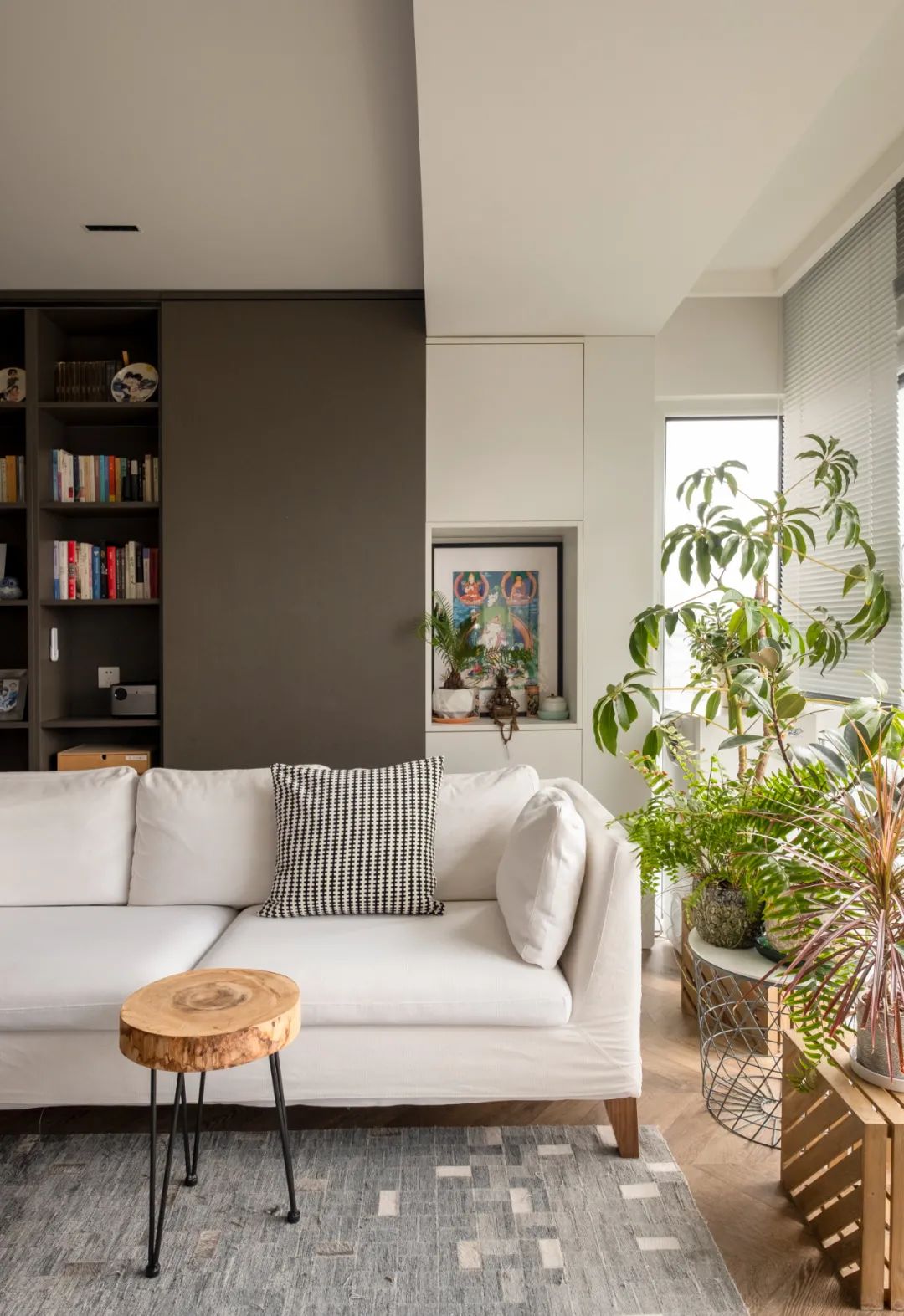 有爱之家 | 鱼骨拼地板++ 弧形外墙，100㎡住一狗二猫三人-31