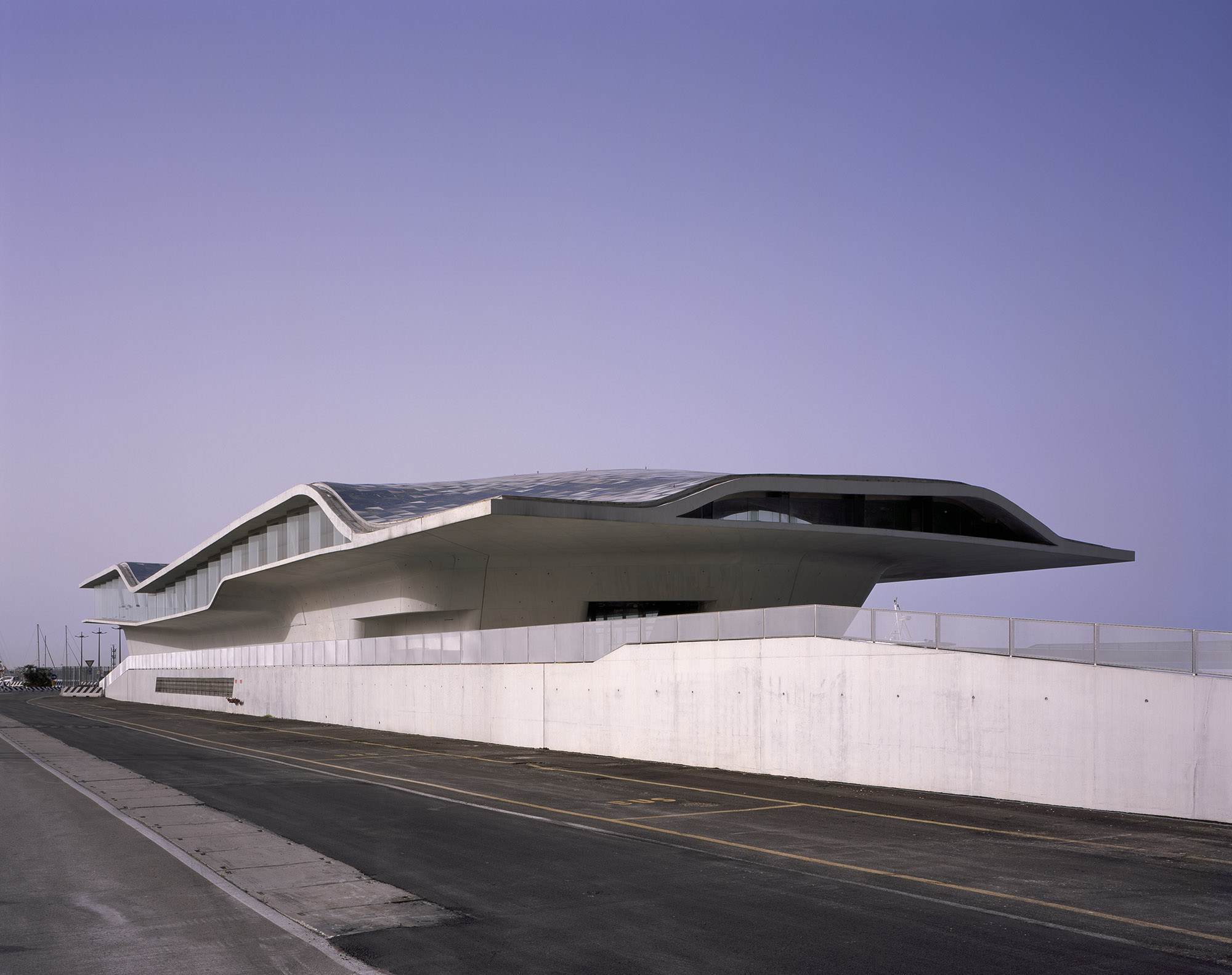 萨勒诺海运码头，意大利 / Zaha Hadid Architects-10