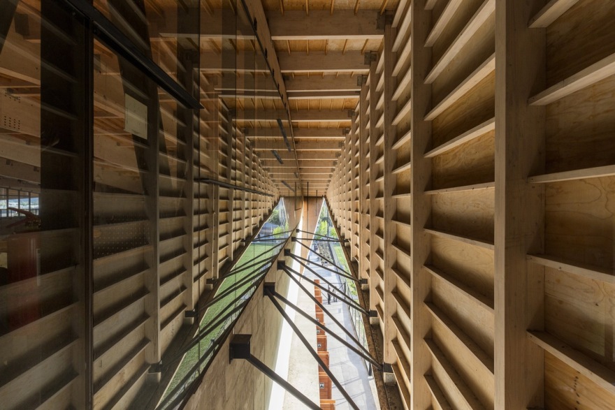 智利 Salamanca 市 9 年匠心之作 · 公共空间与体育设施的完美融合-22