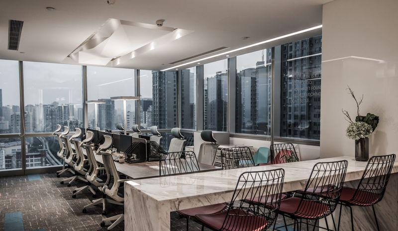 武汉天地商圈的绿色开放式办公室设计-11