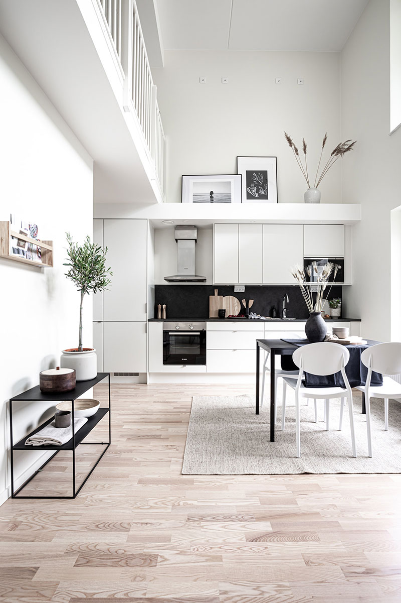 瑞典 Gothenburg 小公寓的创意设计 | 51 平米带阁楼客厅-2