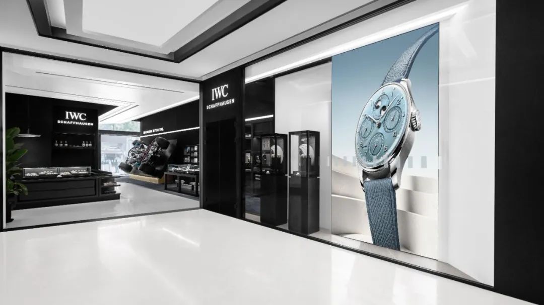 IWC 北京精品店室内设计丨中国北京-13