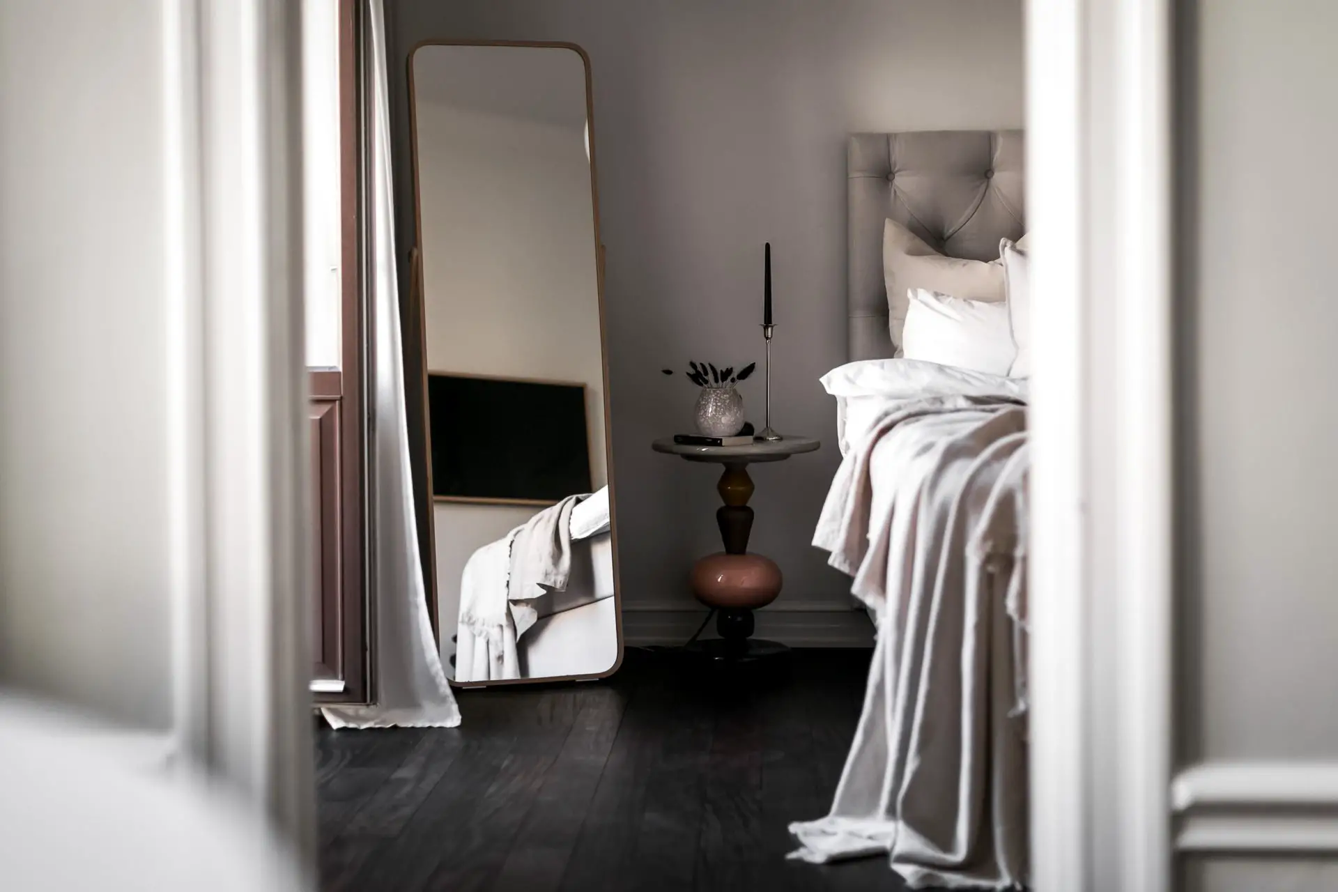 瑞典斯德哥尔摩 50m2 灰调一居的现代魅力-11