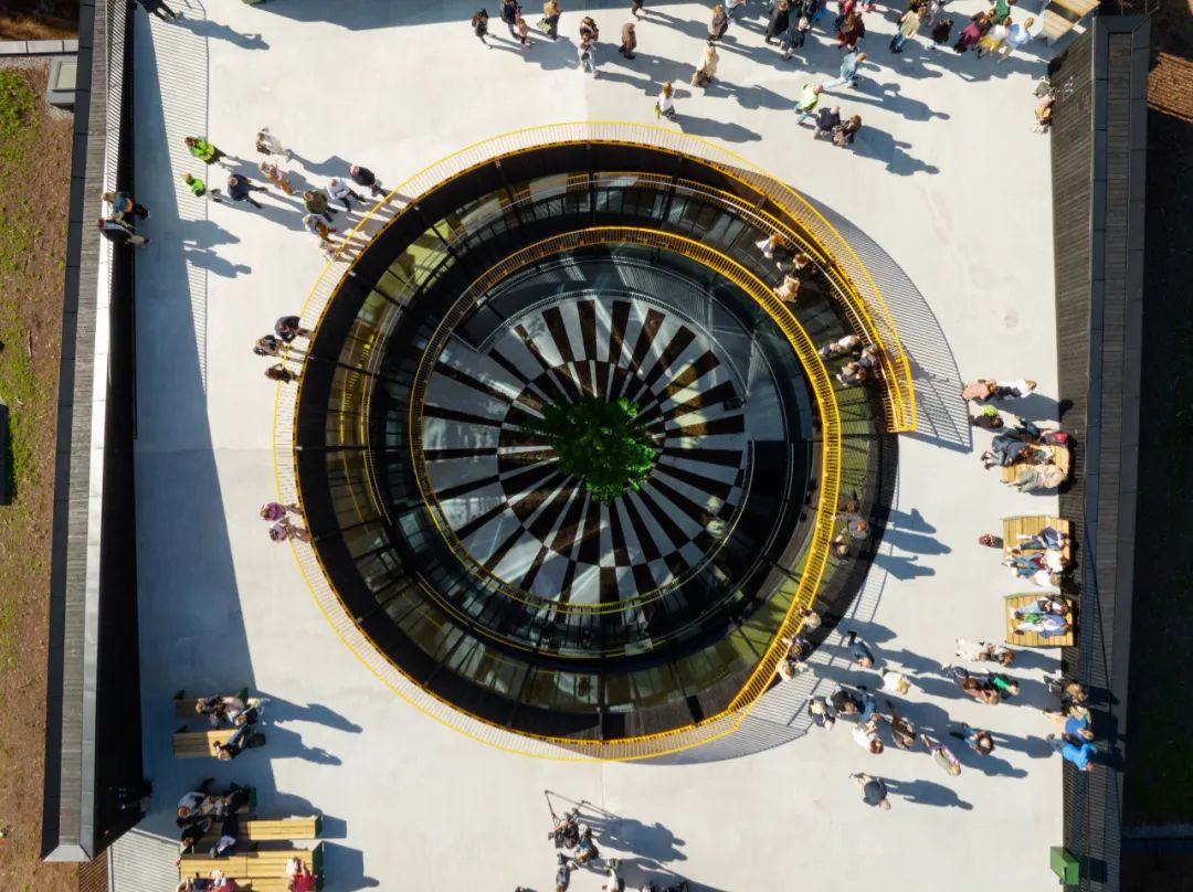 挪威森林中的彩色环保家具工厂 · The Plus丨Bjarke Ingels Group (BIG)-15