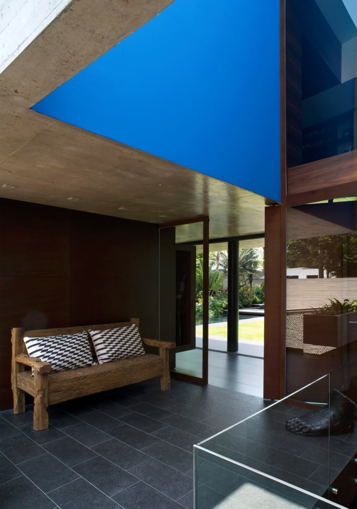 This Imposing Construction Shows us in its Interior an Aspect not Perceived From the Outside-25