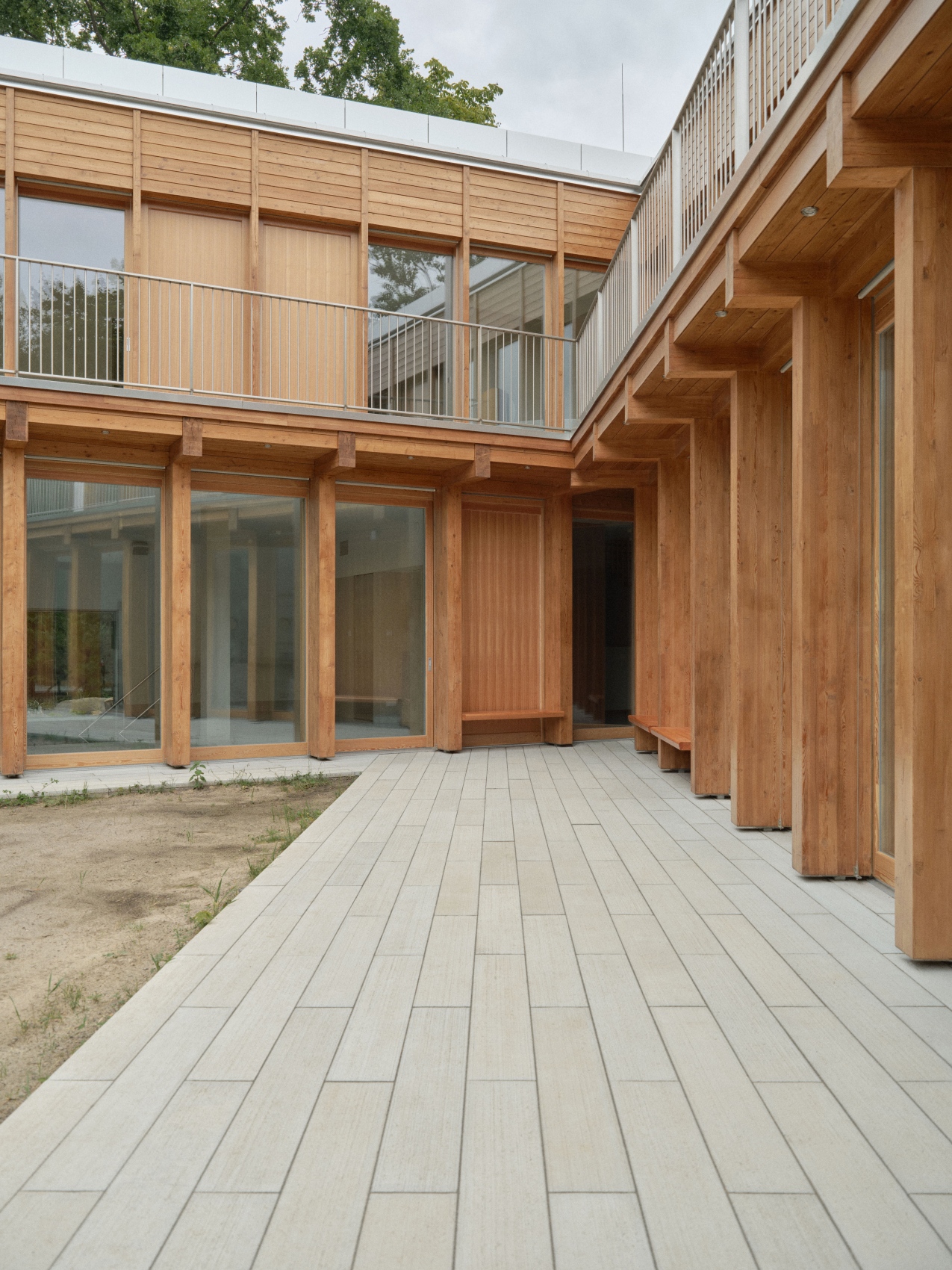 Konstancin带泳池的现代住宅丨波兰华沙丨Ewa Kaszuba-23