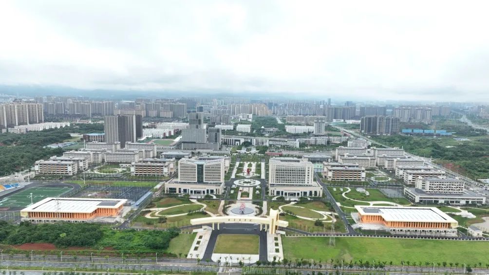 未来科学城崛起“生命芯”！中建八局南昌医学院新校园（一期）建设项目竣工-9