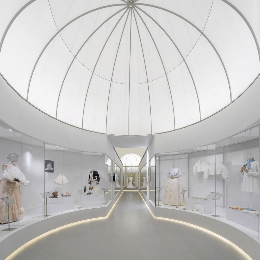 V&A 博物馆“时尚与自然”展览丨中国深圳丨Studio 10-38