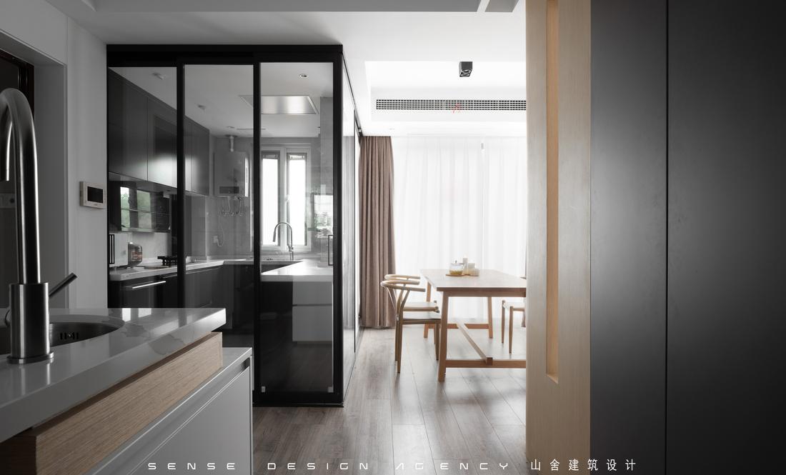 灰色绿调的通透空间 · 小三室变大二室的惊艳改造-20