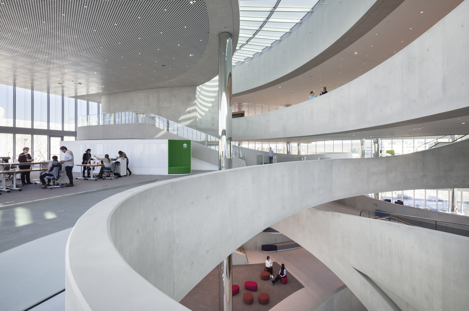 Merck Innovation Center  HENN-40