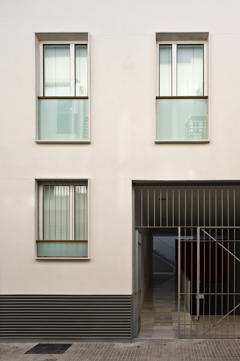 圣卢卡尔历史中心的 9 套住宅丨Fernando Suárez Corchete-16