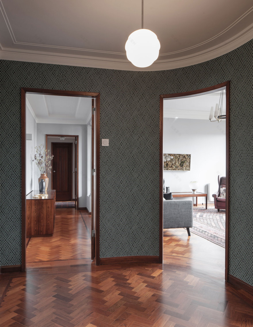 1940s Retro Apartment Renovations in Porto by Atelier In Vitro-10