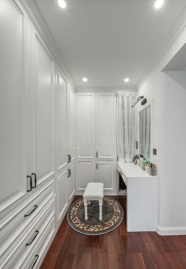 经典黑白灰,打造城市宁静空间-20