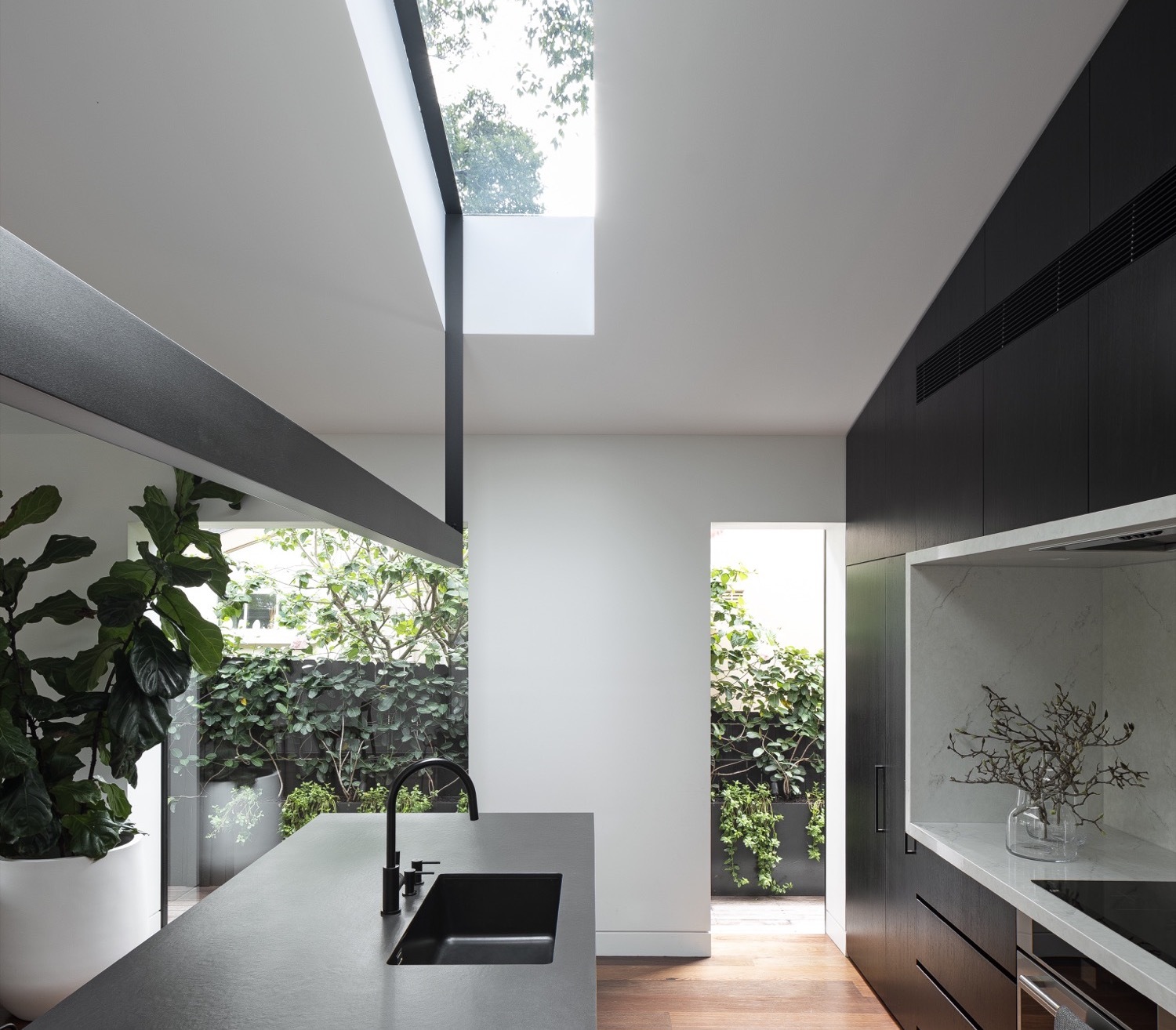 Framed House / Luis Gomez-Siu Design Studio-27
