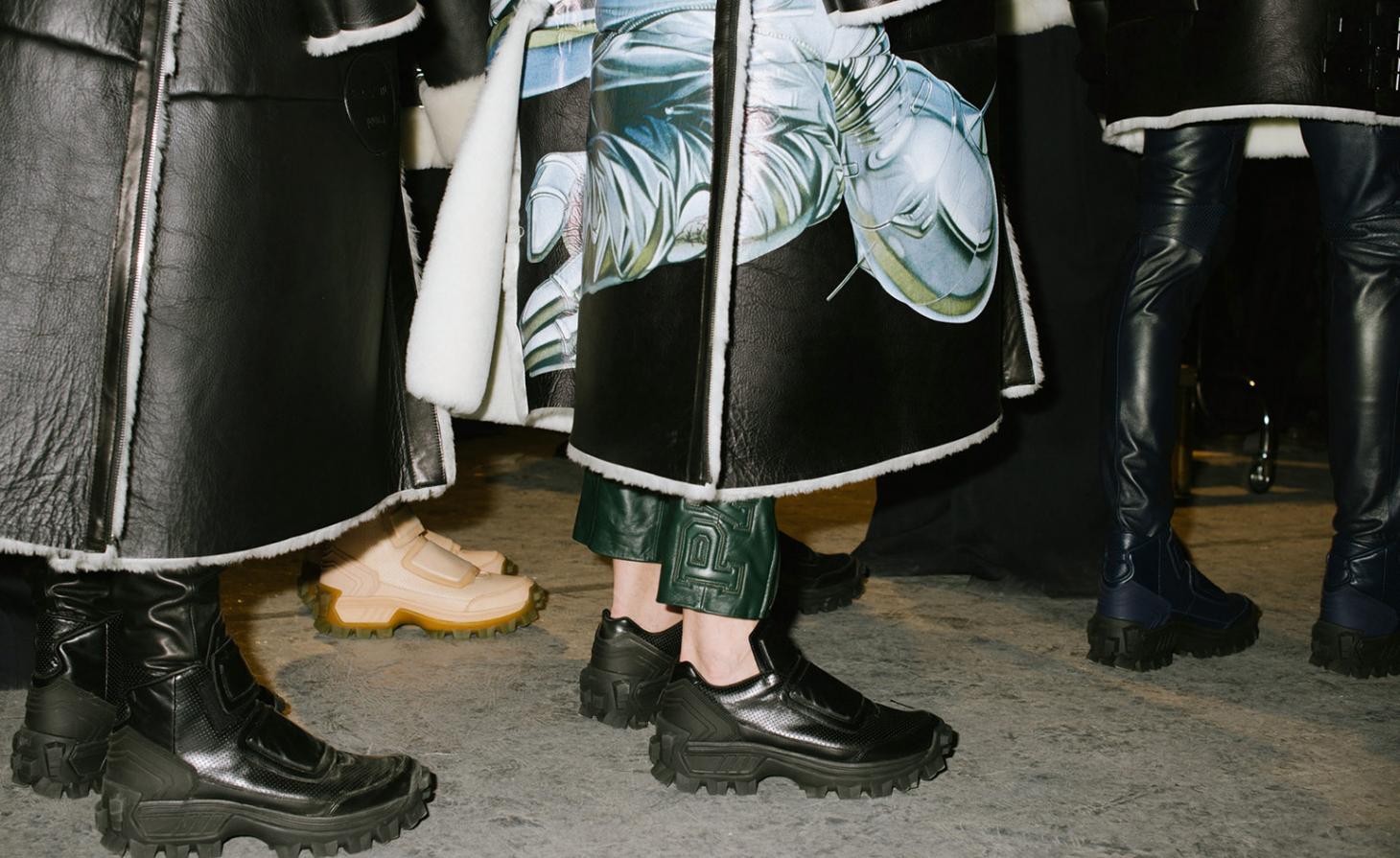 皮蒂 89 届男装盛宴，韩国设计师朱恩-J 的未来主义探索-19