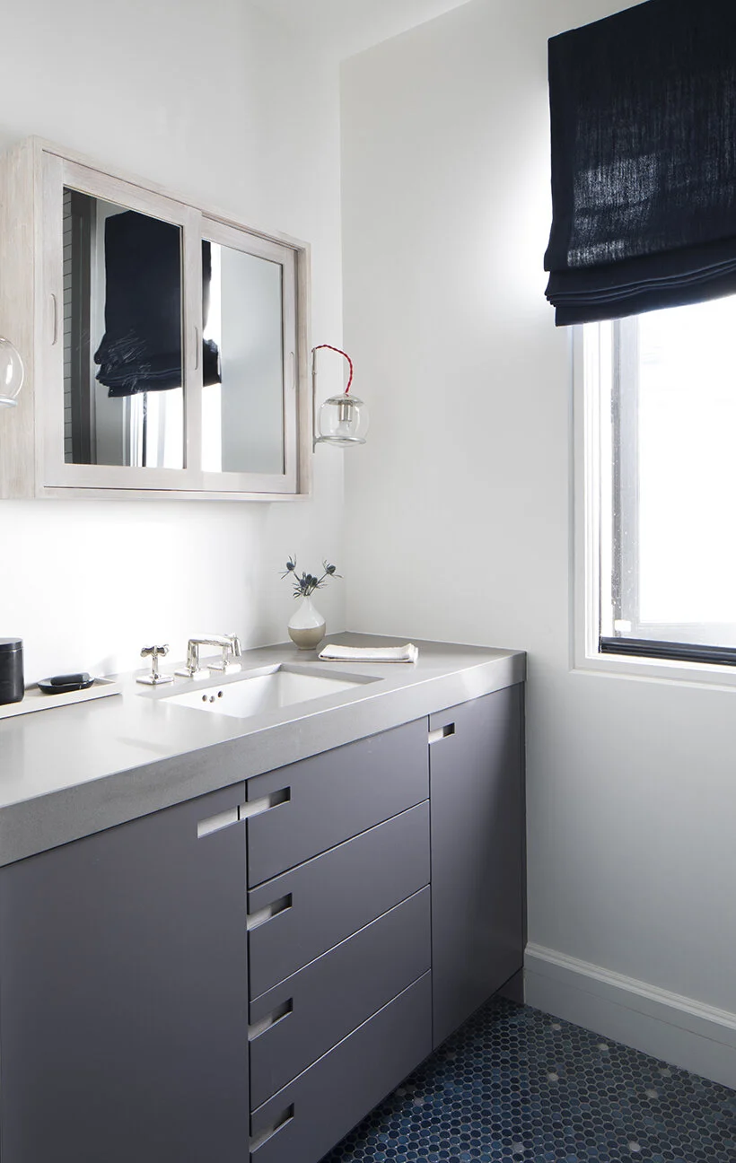 拉斐特·安·洛恩加特室内设计公司

注：Interiors常见用于室内设计、室内装饰等业务相关公司名称中，这里结合语境翻译为室内设计公司 若实际情况并非如此，可根据具体背景调整 丨美国-61