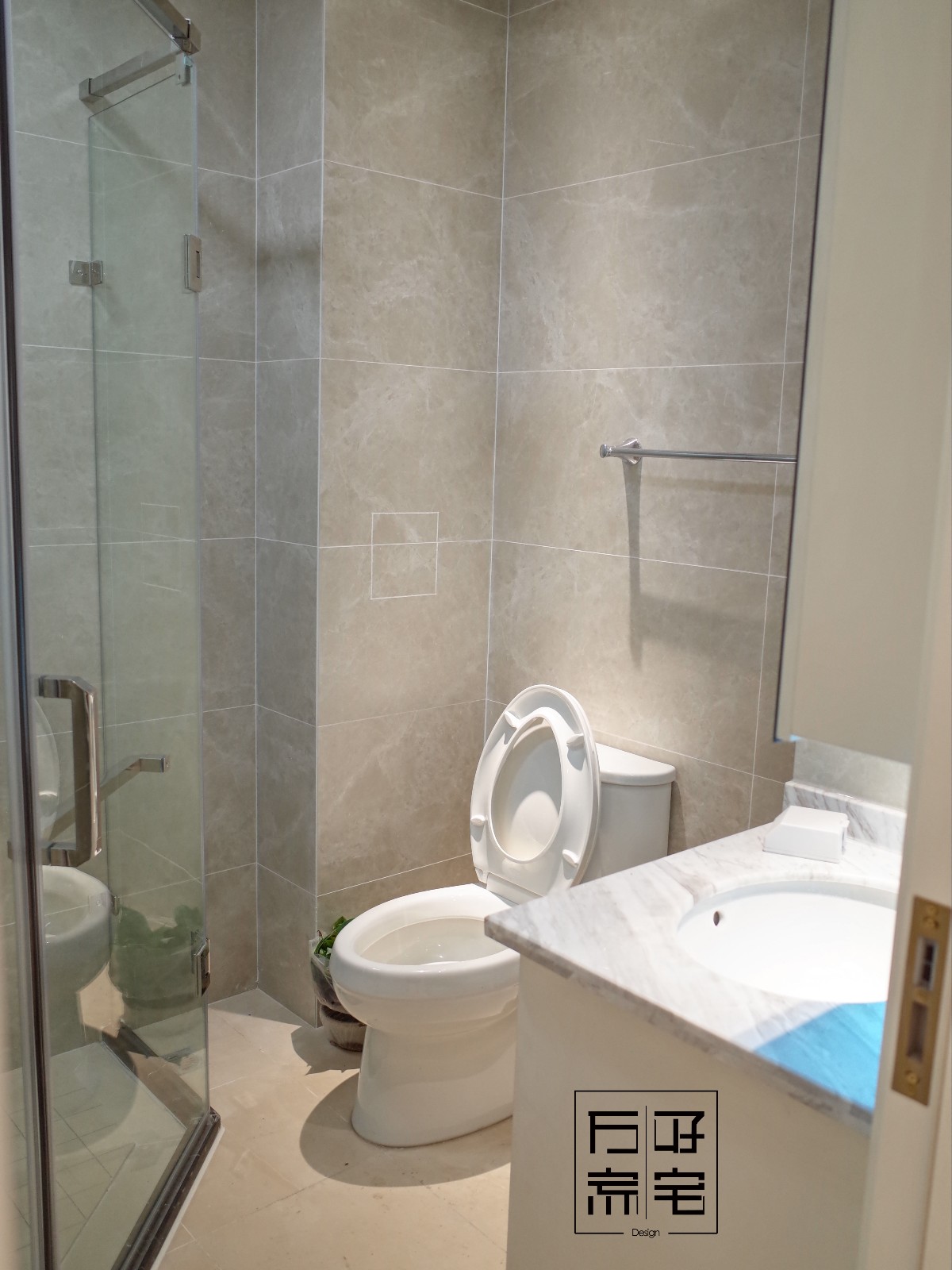 【天鹅湾】108平温馨两居-25